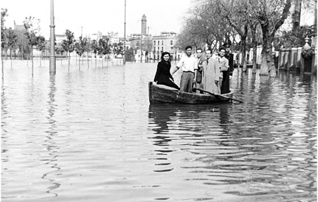foto sevilla y el Guadalquivir